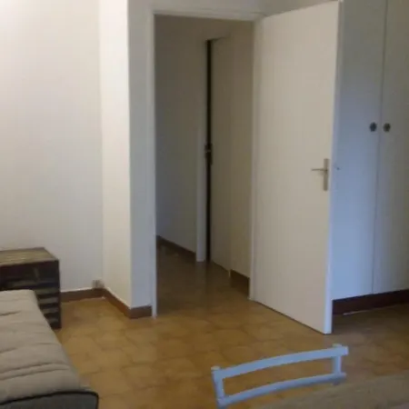 Studio For 2 Near The Beach Apartamento Saint-Raphaël